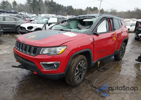 2020 Jeep Compass Trailhawk 4X4 из США, поврежденный, VIN 3C4NJDDB6LT106840